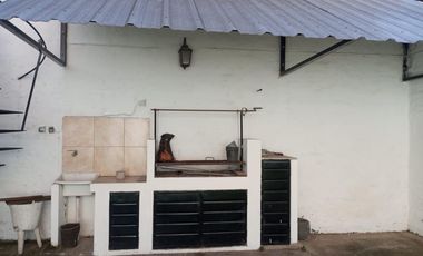 ALQUILER COMERCIAL A 50mts Monumento Bicentenario - Av. Mate de Luna 1650