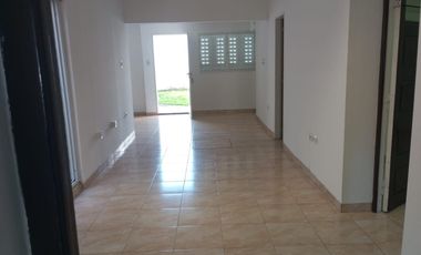 ALQUILER COMERCIAL A 50mts Monumento Bicentenario - Av. Mate de Luna 1650