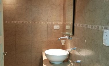 ALQUILER COMERCIAL A 50mts Monumento Bicentenario - Av. Mate de Luna 1650