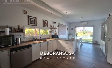 Casa en  Alquiler Anual-a la Laguna-El Canton-7 ambientes -zona norte-escobar-