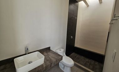 En Venta, Casa en Privada Residencial con 3 Rec, Alberca, Amenidades en Cholul