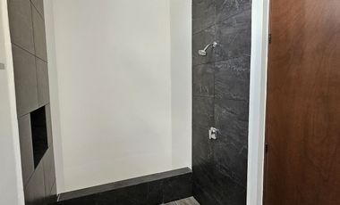 En Venta, Casa en Privada Residencial con 3 Rec, Alberca, Amenidades en Cholul