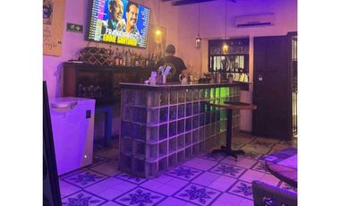 Local Comercial Con Negocio Centro Histórico Santa Marta Colombia