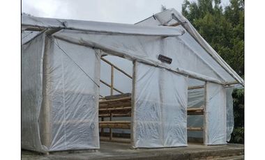 FINCA TURISTICA Y DE PRODUCCIÓN CAFETERA PREMIUM EN BOYAC 2.5 HA