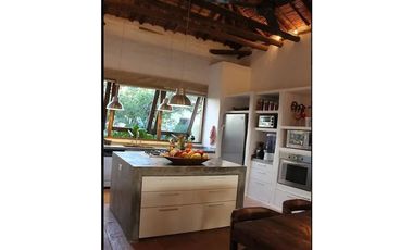 FINCA TURISTICA Y DE PRODUCCIÓN CAFETERA PREMIUM EN BOYAC 2.5 HA