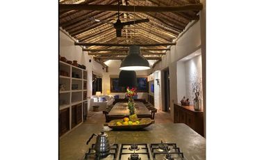 FINCA TURISTICA Y DE PRODUCCIÓN CAFETERA PREMIUM EN BOYAC 2.5 HA