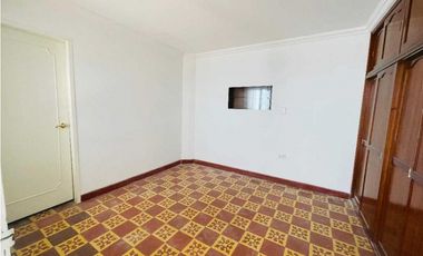 CASA 1MER PISO ENVIGADO. BARRIO MESA