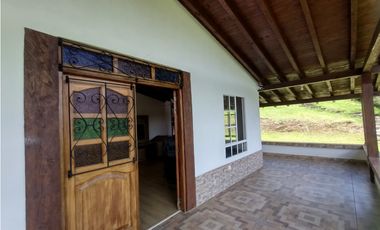vendo casa finca Marinilla, sector cascajo, 1.820 m2