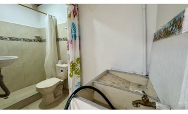 Casa con apartamentos y local en venta Barrio El Centro Palmira Valle