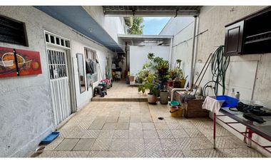 Casa con apartamentos y local en venta Barrio El Centro Palmira Valle