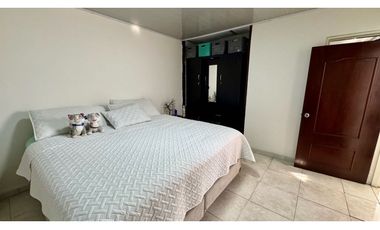 Casa con apartamentos y local en venta Barrio El Centro Palmira Valle