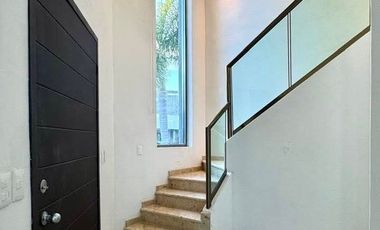 CASA EN RENTA O VENTA EN CANTERÍAS