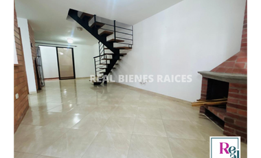  ¡Se Arrienda Casa en Unidad Abierta!