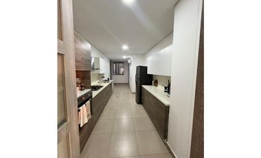 EN VENTA APARTAMENTO LUXURY FRENTE A  MARINA INTERNACIONAL