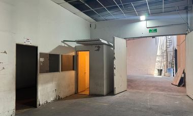 Local con Bodega comercial