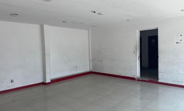 Local con Bodega comercial