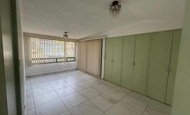Casa Amplia en Renta Jardines de San Mateo