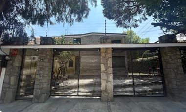 Casa Amplia en Renta Jardines de San Mateo