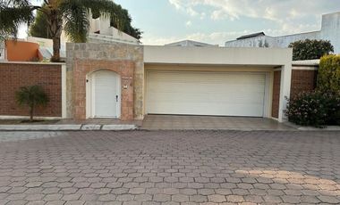 Casa en venta en Fraccionamiento El Lucero en San Pedro Cholula, Puebla.