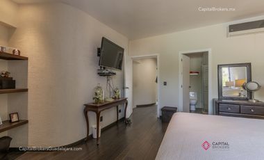 Casa de lujo en venta con alberca 5 habitaciones Residencial Victoria; Expo