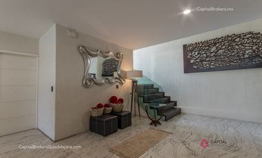 Casa de lujo en venta con alberca 5 habitaciones Residencial Victoria; Expo