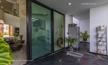 Casa de lujo en venta con alberca 5 habitaciones Residencial Victoria; Expo