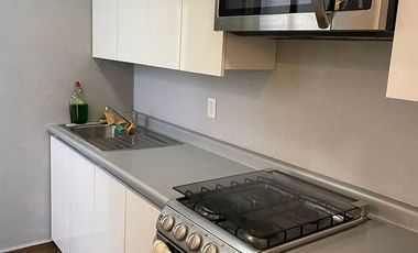 Casa con jardín y vigilancia en renta – Camino Nuevo a Huixquilucan