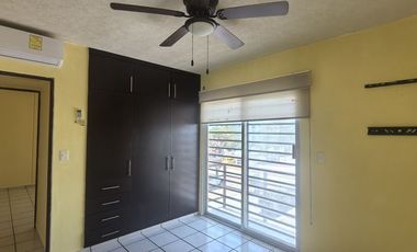 SE RENTA DEPARTAMENTO DE DOS RECÁMARAS