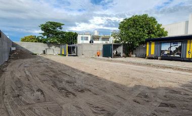 SE RENTA PATIO DE MANIOBRAS CON INSTALACIÓN HIDRÁULICA, COMPLETAMENTE BARDEADO