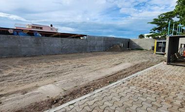 SE RENTA PATIO DE MANIOBRAS CON INSTALACIÓN HIDRÁULICA, COMPLETAMENTE BARDEADO