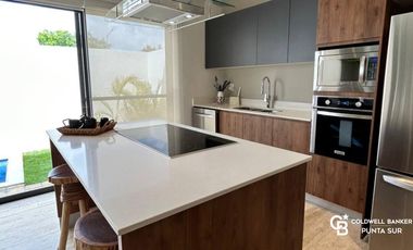 Casa en Venta en Residencial Arbolada Cancún 3 recámaras con alberca