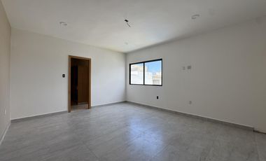 CASA CON ALBERCA EN VENTA EN PALMAS GREEN