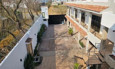 VENTA DE PLAZA COMERCIAL EN LA COLONIA ÁLVARO OBREGÓN EN METEPEC