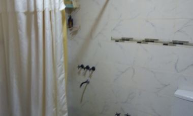 Se Vende Casa con Gran Terreno en Miramar. Oportunidad!