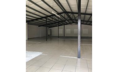 Se Alquila | Local Edificio Comercial | Bella Vista