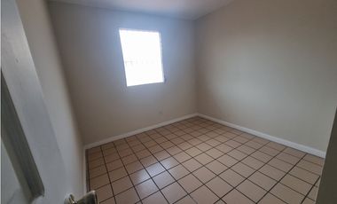 Casa en Venta en Condado del Rey, Dos Plantas, Tipo Duplex