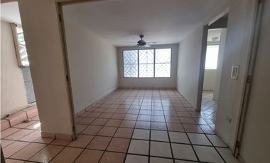 Casa en Venta en Condado del Rey, Dos Plantas, Tipo Duplex