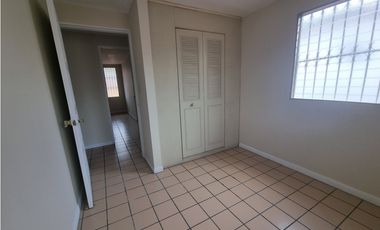 Casa en Venta en Condado del Rey, Dos Plantas, Tipo Duplex