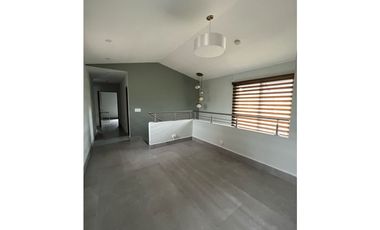 VENTA EN RIVER VALLEY CASA ESQUINERA EN PANAM PACFICO MLD