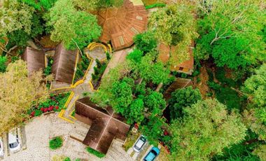 VENTA DE HOTEL EN EL VALLE DE ANTÓN CON HERMOSAS CABAÑAS 5000m2 JP