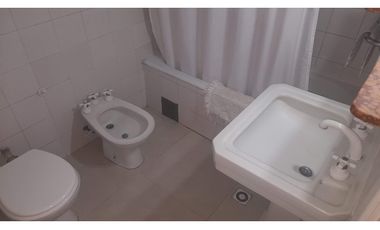 Chalet Playa Grande Cinco Ambientes Con Cochera TEMPORARIO