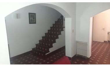 Chalet Playa Grande Cinco Ambientes Con Cochera TEMPORARIO