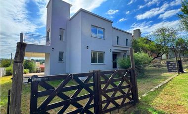 VENTA CASA EN MAYU SUMAJ LOMAS DEL REY BARRIO CERRADO
