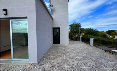 VENTA CASA EN MAYU SUMAJ LOMAS DEL REY BARRIO CERRADO