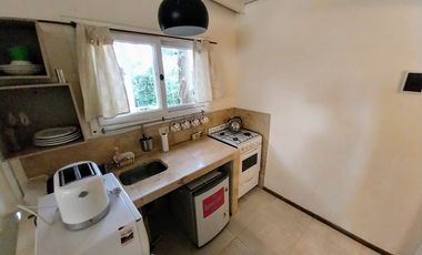Venta Casa 3 ambientes + dpto 2 amb Bosque P.Ramos