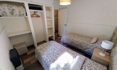 Venta Casa 3 ambientes + dpto 2 amb Bosque P.Ramos