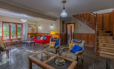 VENTA CASA 5 AMB 2 PLANTAS 267 M2 BARRIO ESTRADA