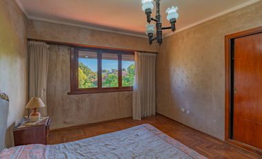 VENTA CASA 5 AMB 2 PLANTAS 267 M2 BARRIO ESTRADA
