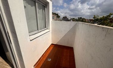 VENTA PH 4 AMB. COCHERA P/2 Y QUINCHO APTO CREDITO