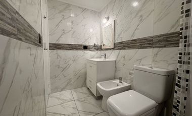 VENTA PH 4 AMB. COCHERA P/2 Y QUINCHO APTO CREDITO